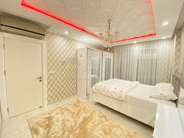 اطلالة بحر مباشرة -شقة ضمن مجمع فاخر على البخر مباشرة -في مهموتلار / الانيا 