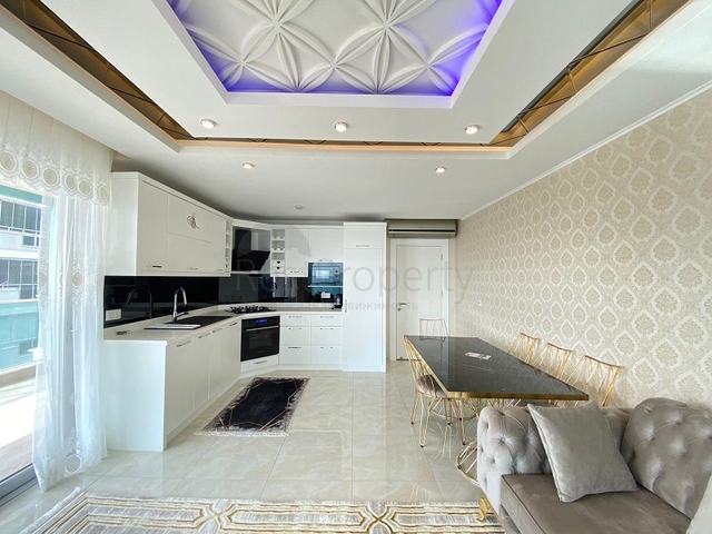 اطلالة بحر مباشرة -شقة ضمن مجمع فاخر على البخر مباشرة -في مهموتلار / الانيا 