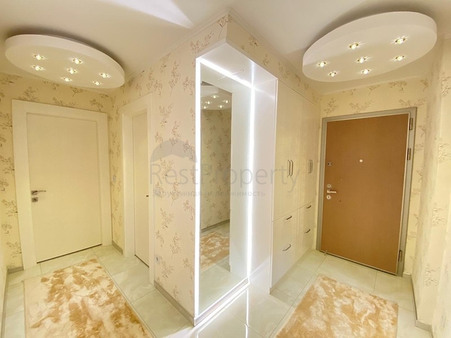 اطلالة بحر مباشرة -شقة ضمن مجمع فاخر على البخر مباشرة -في مهموتلار / الانيا 