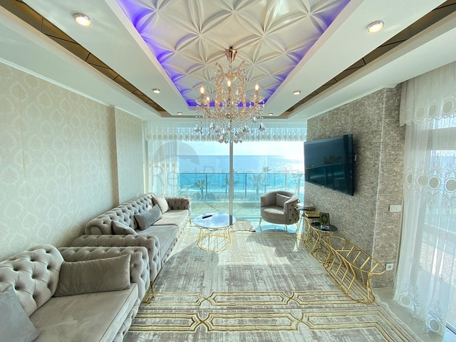 اطلالة بحر مباشرة -شقة ضمن مجمع فاخر على البخر مباشرة -في مهموتلار / الانيا 