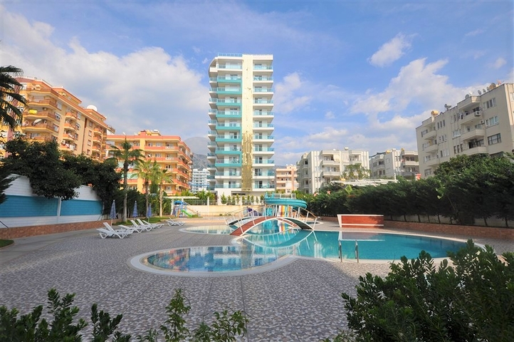 اطلالة بحر مباشرة -شقة ضمن مجمع فاخر على البخر مباشرة -في مهموتلار / الانيا 