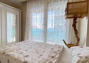 اطلالة بحر مباشرة -شقة ضمن مجمع فاخر على البخر مباشرة -في مهموتلار / الانيا 