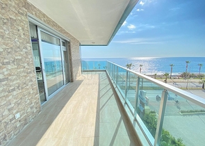 اطلالة بحر مباشرة -شقة ضمن مجمع فاخر على البخر مباشرة -في مهموتلار / الانيا 