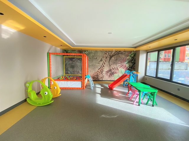 اطلالة بحر مباشرة - شقة 2 غرفة وصالة - مفروشة -في مهموتلار / الانيا 