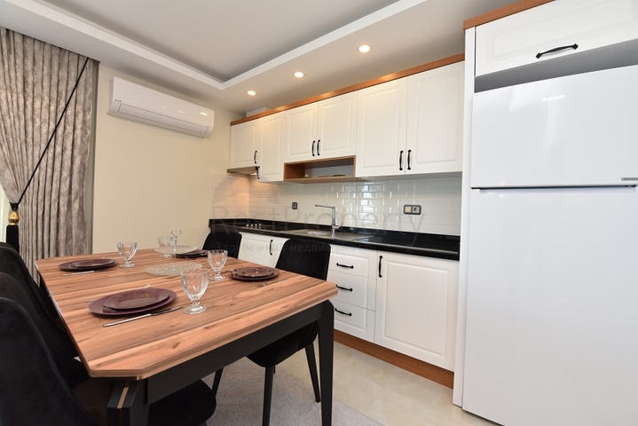 اطلالة بحر مباشرة - شقة 2 غرفة وصالة - مفروشة -في مهموتلار / الانيا 