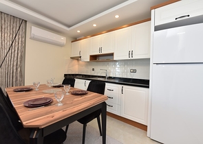 اطلالة بحر مباشرة - شقة 2 غرفة وصالة - مفروشة -في مهموتلار / الانيا 