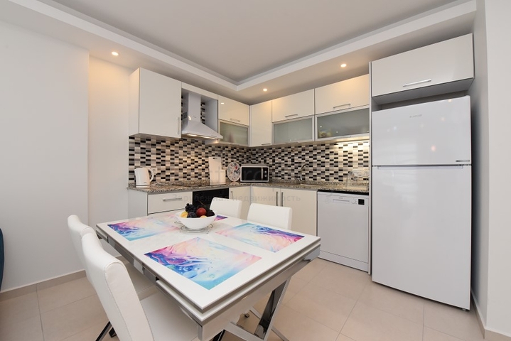 شقة مفروشة 1 + 1 في حي أفسالار