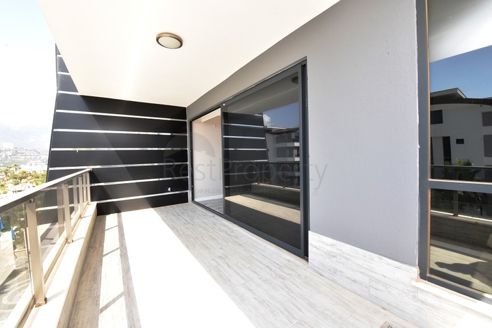 اطلالة بحر - مجمع فاخر -دوبلكس 3 غرف وصالة -في كارجي جاك / الانيا 