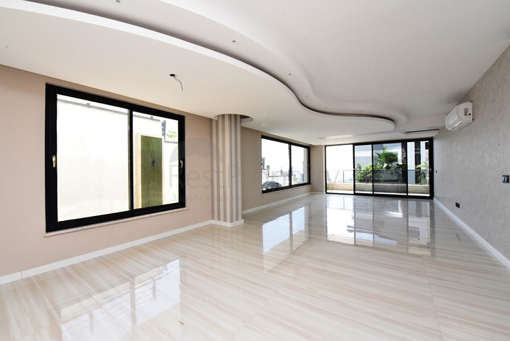 اطلالة بحر - مجمع فاخر -دوبلكس 3 غرف وصالة -في كارجي جاك / الانيا 