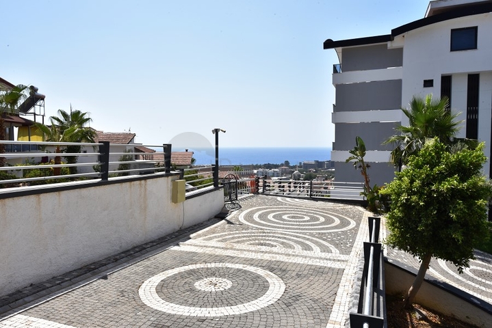 اطلالة بحر - مجمع فاخر -دوبلكس 3 غرف وصالة -في كارجي جاك / الانيا 