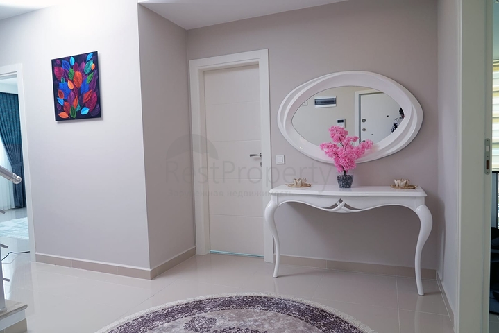 اطلالة بحر - دوبلكس 5 غرف وصالة -اثاث انيق -في مهموتلار / الانيا 