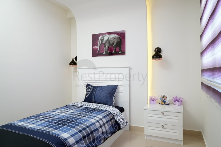 اطلالة بحر - دوبلكس 5 غرف وصالة -اثاث انيق -في مهموتلار / الانيا 