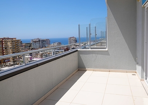 اطلالة بحر - دوبلكس 5 غرف وصالة -اثاث انيق -في مهموتلار / الانيا 