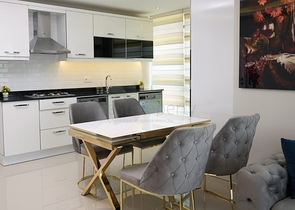 اطلالة بحر - دوبلكس 5 غرف وصالة -اثاث انيق -في مهموتلار / الانيا 