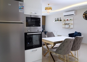 اطلالة بحر - دوبلكس 5 غرف وصالة -اثاث انيق -في مهموتلار / الانيا 