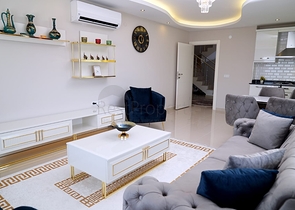 اطلالة بحر - دوبلكس 5 غرف وصالة -اثاث انيق -في مهموتلار / الانيا 