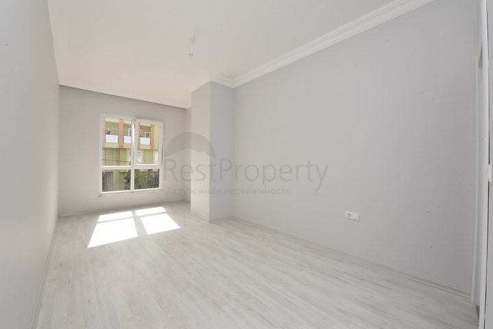 موقع مركزي - شقة 2 غرفة وصالة -قريبة من شاطئ كليوباترا / الانيا 