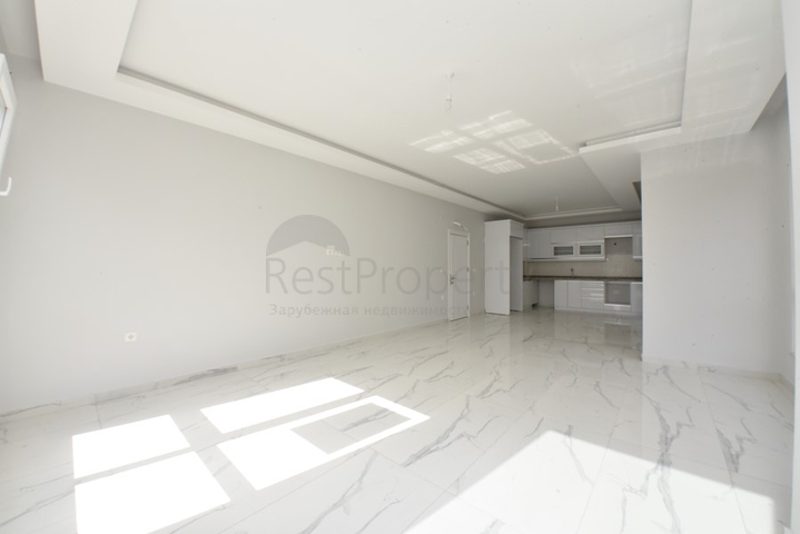 موقع مركزي - شقة 2 غرفة وصالة -قريبة من شاطئ كليوباترا / الانيا 