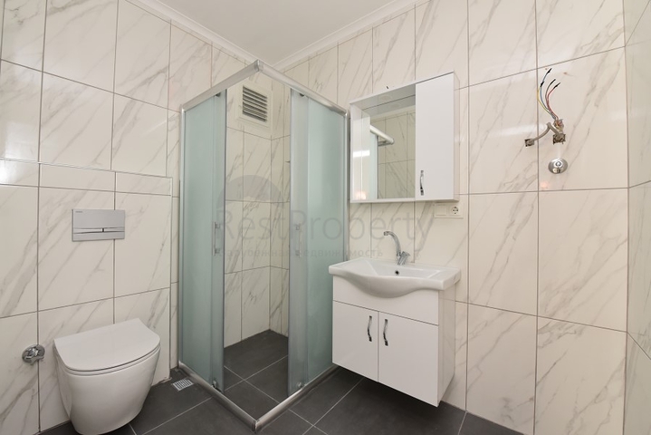 موقع مركزي - شقة 2 غرفة وصالة -قريبة من شاطئ كليوباترا / الانيا 