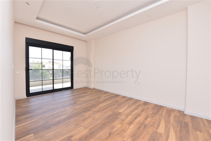 شقة عائلية - 4 غرف وصالة -مجمع انيق - في اوبا / الانيا 