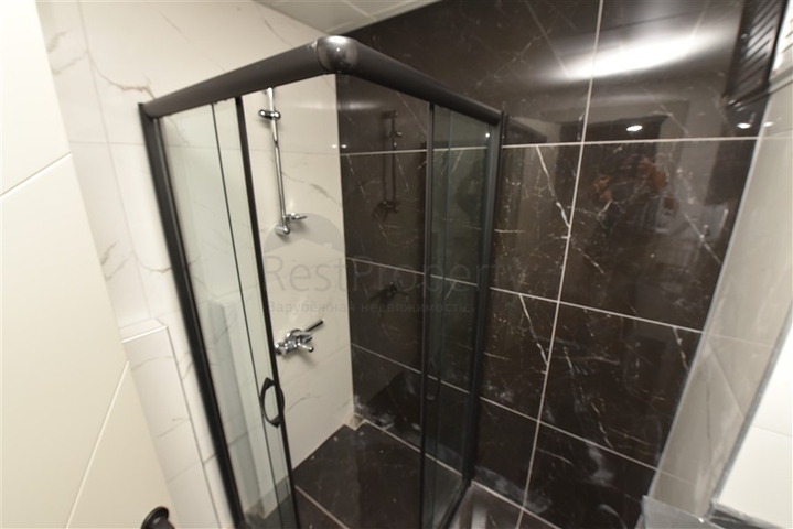 شقة عائلية - 4 غرف وصالة -مجمع انيق - في اوبا / الانيا 