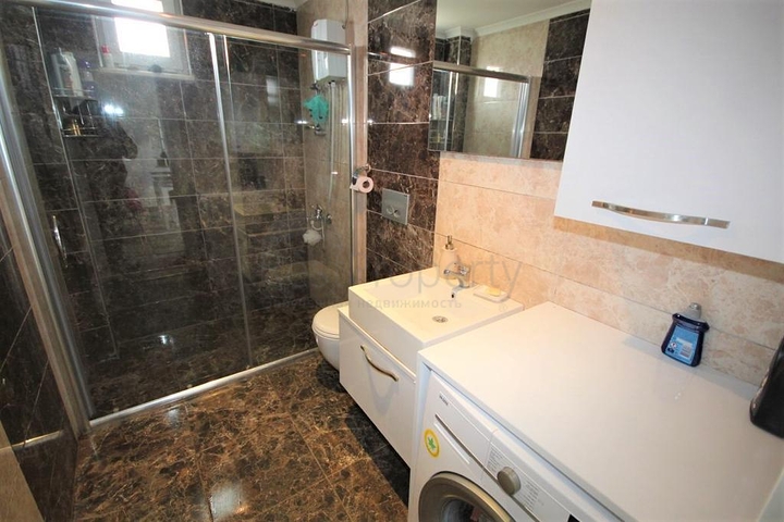 مجمع انيق في منطقة راقية - دوبلكس 2 غرفة وصالة -في كاستل / الانيا 