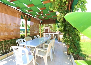 مجمع انيق في منطقة راقية - دوبلكس 2 غرفة وصالة -في كاستل / الانيا 