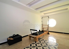 مجمع انيق في منطقة راقية - دوبلكس 2 غرفة وصالة -في كاستل / الانيا 