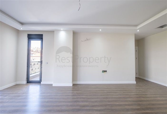 موقع مركزي - مجمع عائلي - شقق في مركز الانيا 