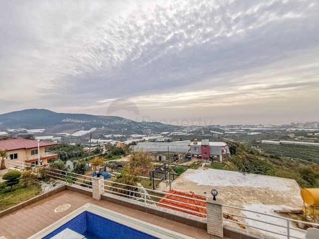 فيلا فاخرة - مستقلة مع مسبح خاص - في كارجي جاك / الانيا 