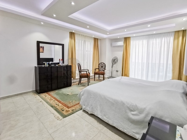 فيلا فاخرة - مستقلة مع مسبح خاص - في كارجي جاك / الانيا 