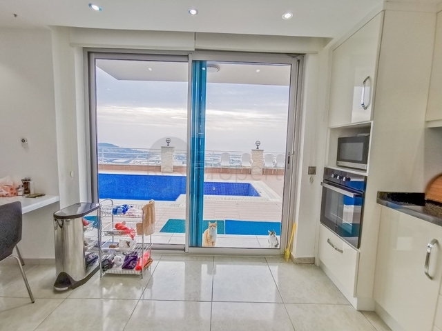 فيلا فاخرة - مستقلة مع مسبح خاص - في كارجي جاك / الانيا 