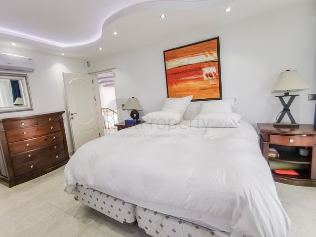 فيلا فاخرة - مستقلة مع مسبح خاص - في كارجي جاك / الانيا 