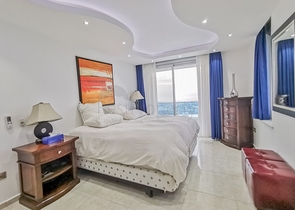 فيلا فاخرة - مستقلة مع مسبح خاص - في كارجي جاك / الانيا 