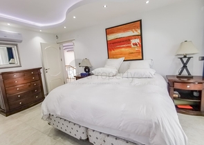 فيلا فاخرة - مستقلة مع مسبح خاص - في كارجي جاك / الانيا 