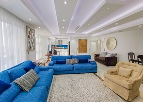 فيلا فاخرة - مستقلة مع مسبح خاص - في كارجي جاك / الانيا 