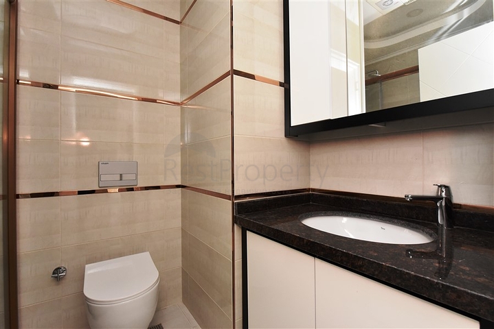 مجمع فاخر - بخدمات 5 نجوم - شقة 1+1 -في مهموتلار / الانيا 