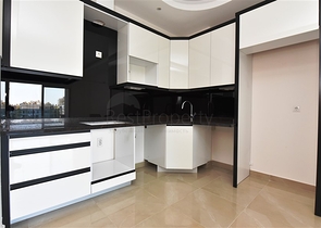 مجمع فاخر - بخدمات 5 نجوم - شقة 1+1 -في مهموتلار / الانيا 