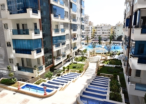 مجمع فاخر - بخدمات 5 نجوم - شقة 1+1 -في مهموتلار / الانيا 