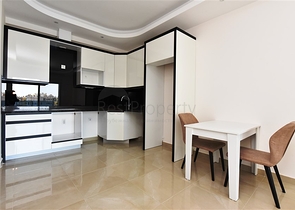 مجمع فاخر - بخدمات 5 نجوم - شقة 1+1 -في مهموتلار / الانيا 