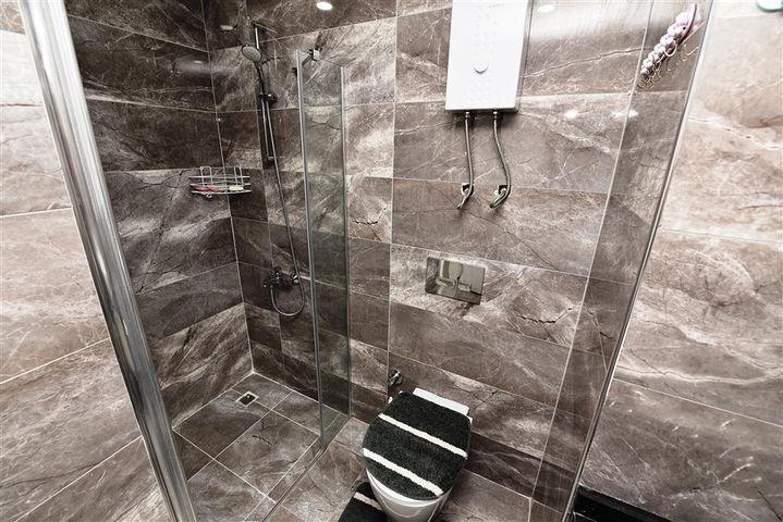 شقة مفروشة -تصميم 1+1 -ضمن مجمع سكني -في مهموتلار / الانيا 