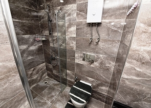 شقة مفروشة -تصميم 1+1 -ضمن مجمع سكني -في مهموتلار / الانيا 