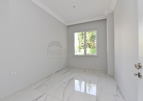 شقة غرفتين وصالة - ضمن مجمع حديث -في مركز الانيا 