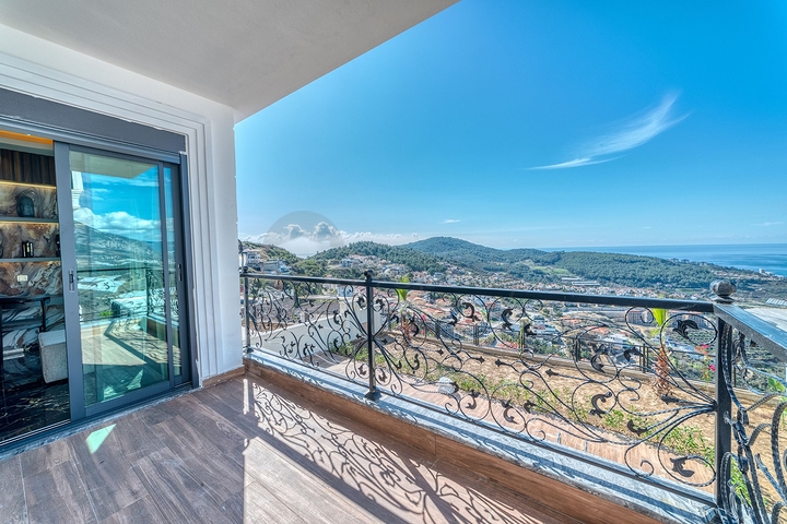 فلل فاخرة باطلالة بحرية - قيد الانشاء -في كارجي جاك / الانيا 