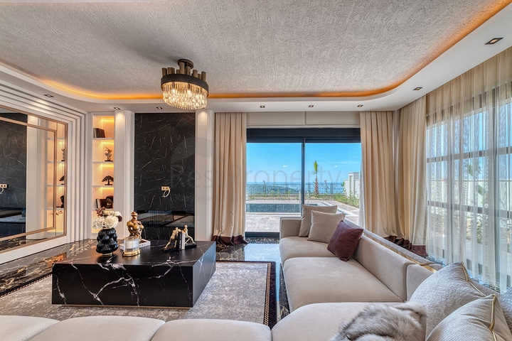 فلل فاخرة باطلالة بحرية - قيد الانشاء -في كارجي جاك / الانيا 