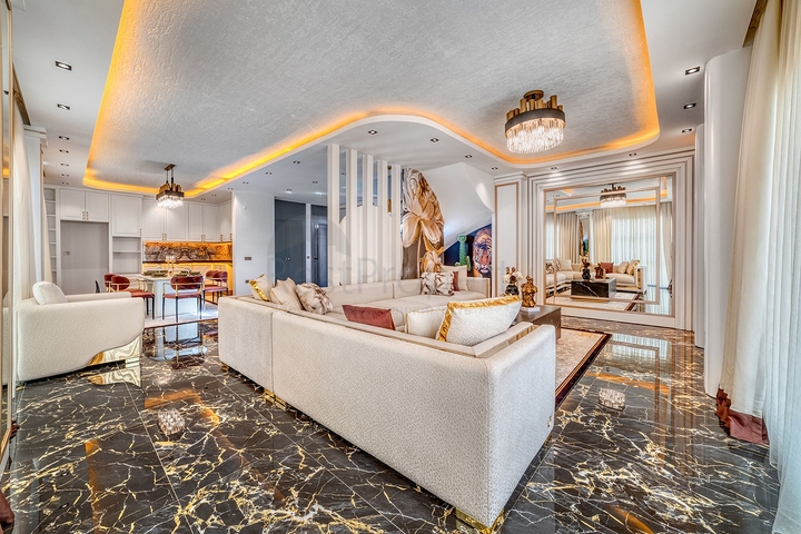 فلل فاخرة باطلالة بحرية - قيد الانشاء -في كارجي جاك / الانيا 