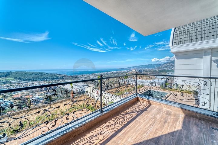 فلل فاخرة باطلالة بحرية - قيد الانشاء -في كارجي جاك / الانيا 