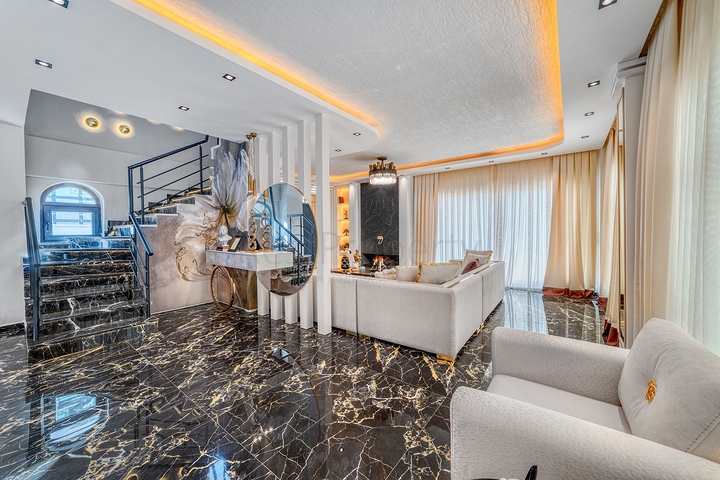 فلل فاخرة باطلالة بحرية - قيد الانشاء -في كارجي جاك / الانيا 