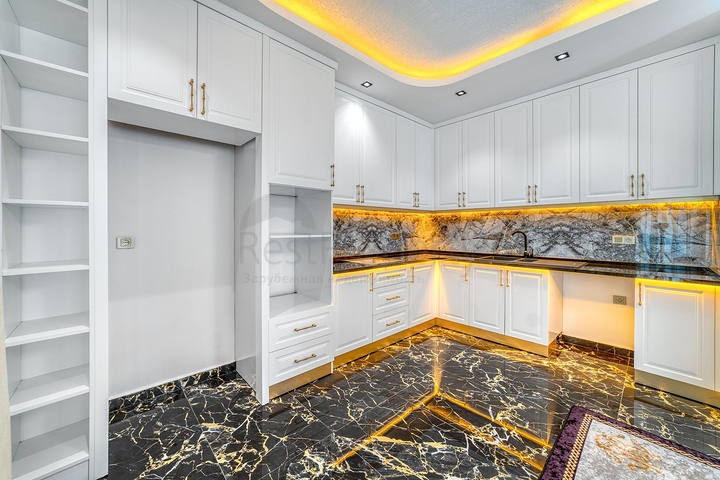 فلل فاخرة باطلالة بحرية - قيد الانشاء -في كارجي جاك / الانيا 