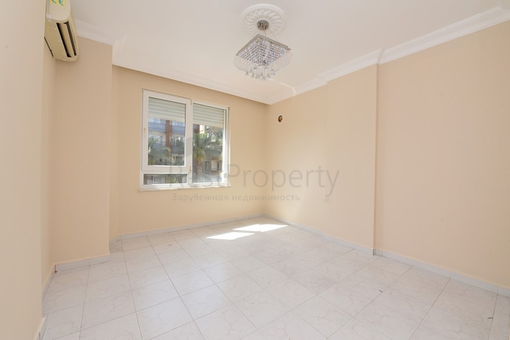 50 متر الى شاطئ كليوباترا - 2 غرفة وصالة -في مركز الانيا 